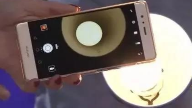 LED燈為何會在相機上出現(xiàn)頻閃？